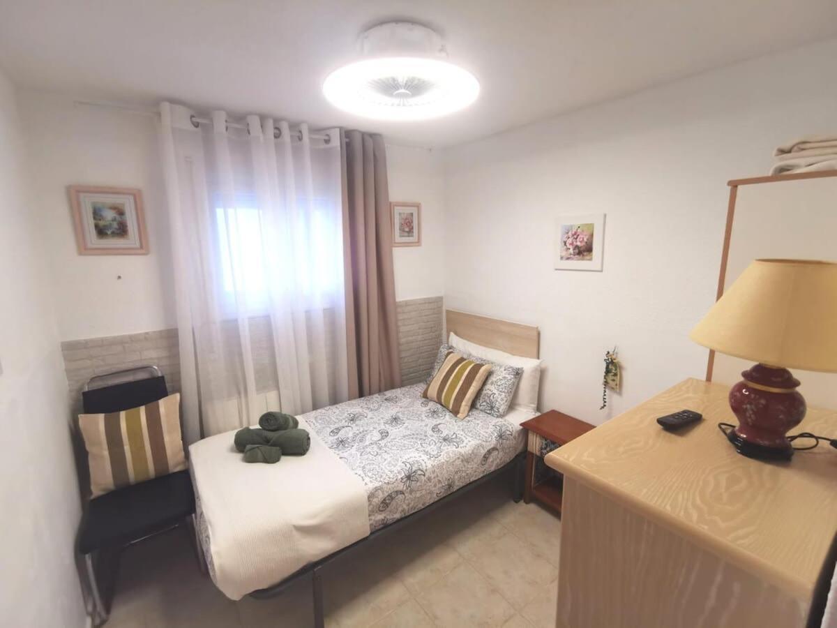 Quaint Ground Floor Apartment With Pool Lb1 Torrevieja Exterior foto
